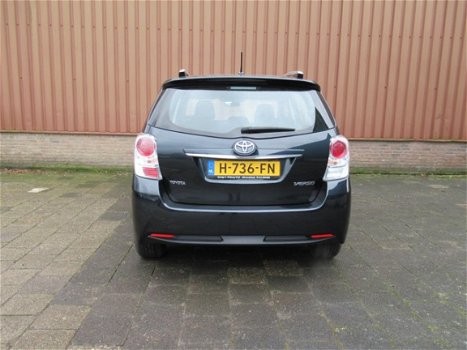 Toyota Verso - 1.8 VVT-i 7Pers. (Airco, Cruise, Camera, Stoelverwarming) - 1