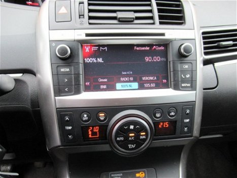 Toyota Verso - 1.8 VVT-i 7Pers. (Airco, Cruise, Camera, Stoelverwarming) - 1