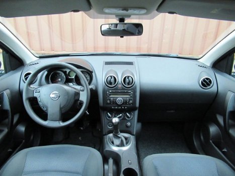 Nissan Qashqai - 1.6 (Airco, PDC) - 1