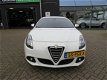 Alfa Romeo Giulietta - 1.4 T Distinctive /LEDER/XENON/170 PK/NL-AUTO NAP - 1 - Thumbnail