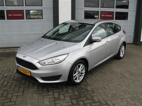 Ford Focus - 1.0 EcoBoost 100pk 5-deurs Trend Edition - 1