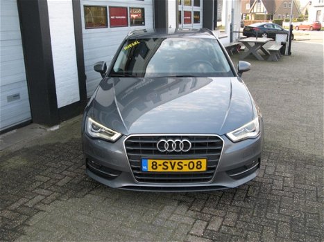 Audi A3 Sportback - 1.6 TDI 110pk Edition - 1