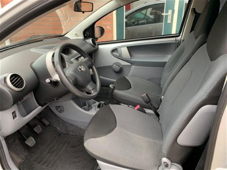 Toyota Aygo - 1.0-12V + AIRCO-EL.RAMEN-ABS - 1