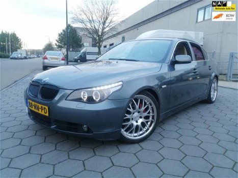 BMW 5-serie - 520i Executive Chromen Breedset// Creme Leder// Scherm// Top Conditie// NAP - 1