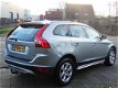 Volvo XC60 - 2.4 D5 AWD Summum - NAVI - XENON - AUTOMAAT - PDC - LEDER - CRUISE CONTR - STOEL VERW - 1 - Thumbnail