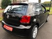 Volkswagen Polo - 1.2 LIFE, AIRCO, PDC, 5-DEURS, ETC - 1 - Thumbnail