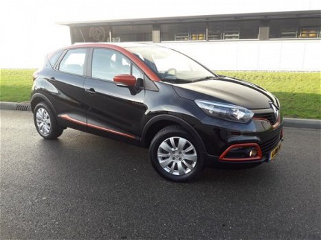 Renault Captur - 0, 9 TCe 90pk Expression ECC NAV Cruise Stoelverw. PDC Zomer/Wint - 1