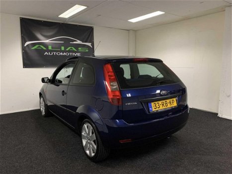 Ford Fiesta - 1.3 Futura 2005 Blauw AIRCO - APK 2021 - NAP - 1