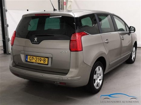 Peugeot 5008 - 1.2 PureTech Blue Lease 7pers. navi, clima, cruise, PDC, pano, nw model - 1