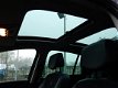 Renault Clio Estate - 1.2 TCE Night & Day incl Navi-Panorama schuifdak en trekhaak - 1 - Thumbnail