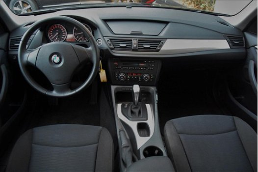 BMW X1 - sDrive18i Automaat | Airco | Stoelverwarming | 89.490km - 1