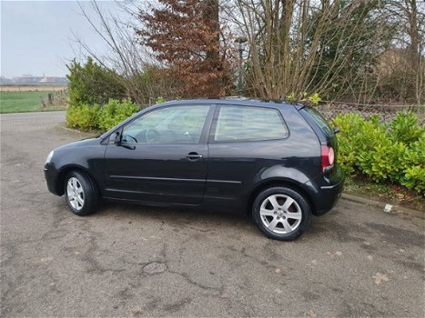 Volkswagen Polo - 1.4 16V 80pk Trendline Airco - 1