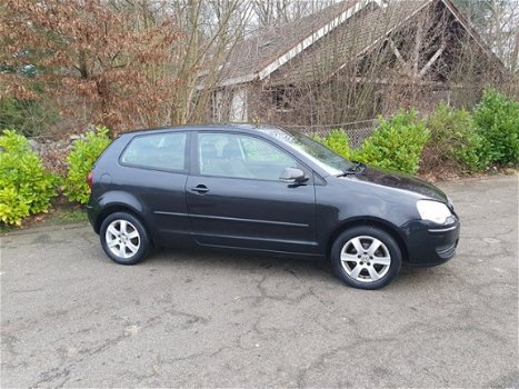 Volkswagen Polo - 1.4 16V 80pk Trendline Airco - 1