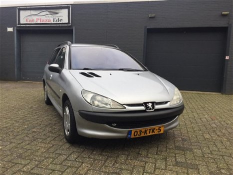 Peugeot 206 SW - 1.1 X-line Airco Elek. Pakket 5drs APK NAP - 1