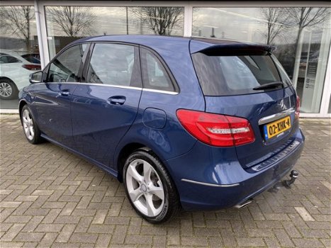 Mercedes-Benz B-klasse - 180 Ambition | Airco| Navigatie | parkeersensoren voor + achter | - 1