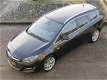 Opel Astra Sports Tourer - 1.6 CDTi Sport + LEER XENON 1e EIGENAAR ECC CRUISE TREKHAAK LMV - 1 - Thumbnail