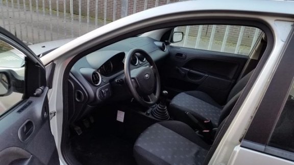 Ford Fiesta - 1.3 Ambiente / van 2e eigenaar - 1