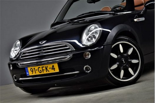 Mini Mini Cabrio - 1.6i 16V 116pk Cooper Sidewalk Leer/Lmw/Pdc/Clima/104dkm NAP - 1