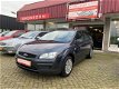 Ford Focus Wagon - 1.6-16V Trend Apk november, goed werkende airco en cruise control - 1 - Thumbnail