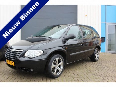 Chrysler Voyager - 2.4i LX Luxe /Navigatie/7 Persoons/Pdc/Cruise control/Rijklaar - 1