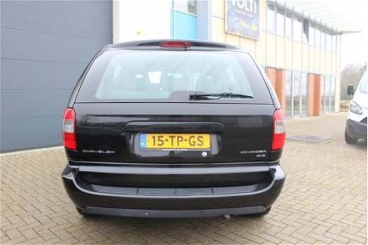 Chrysler Voyager - 2.4i LX Luxe /Navigatie/7 Persoons/Pdc/Cruise control/Rijklaar - 1