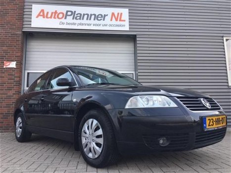 Volkswagen Passat - 1.6 Airco Cruise Control Nieuwe APK - 1