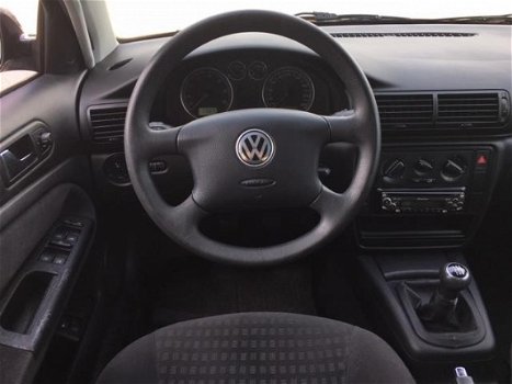 Volkswagen Passat - 1.6 Airco Cruise Control Nieuwe APK - 1