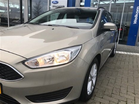 Ford Focus Wagon - 1.5 TDCI 95 pk Trend Edition - Navigatie, BL-Tooth, LM velgen, Airco, Trekhaak, V - 1