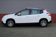 Peugeot 2008 - 1.2 PureTech Active 82 PK Navigatie Cruise Panodak NL-Auto 1e eigenaar Automaat Deale