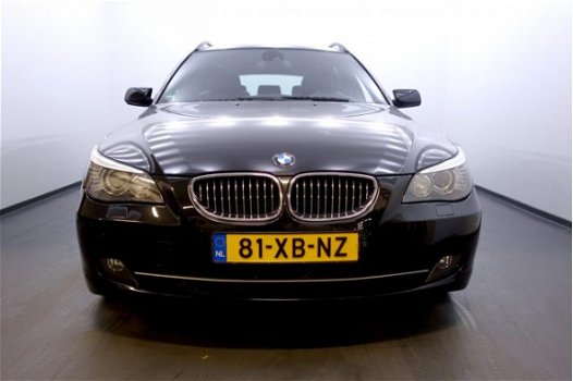 BMW 5-serie Touring - 530d Business Line Pano, Leer - 1