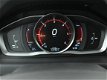 Volvo V70 - 2.0 D2 Classic Edition | Navigatie | Stoelverwarming | El. Best. Stoel + Geheugen - 1 - Thumbnail