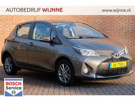 Toyota Yaris - 1.3 VVT-i 100pk 6-bak 5-drs Trend | Navi | Climate | Camera | 1e eigenaar - 1