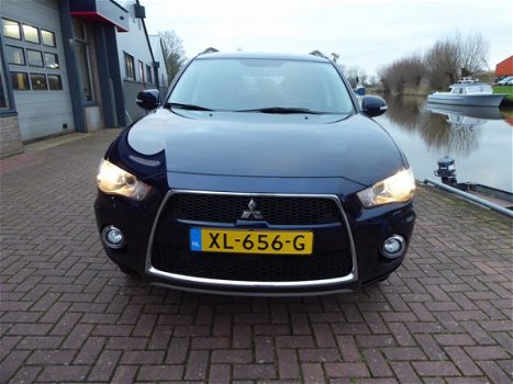 Mitsubishi Outlander - 2.4 Edition 4WD, AIRCO, TREKH, LMV, EL PAKKET - 1