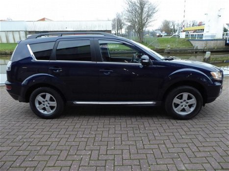 Mitsubishi Outlander - 2.4 Edition 4WD, AIRCO, TREKH, LMV, EL PAKKET - 1