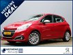 Peugeot 208 - 1.2 82 pk Allure Navigatie | Parkeersensoren - 1 - Thumbnail