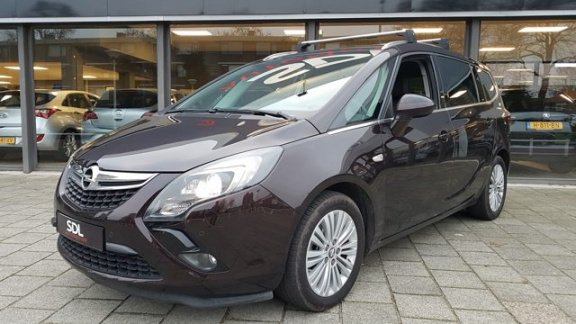 Opel Zafira Tourer - 1.4 141pk Cosmo 7P // NAVI // LEDER // CLIMA - 1