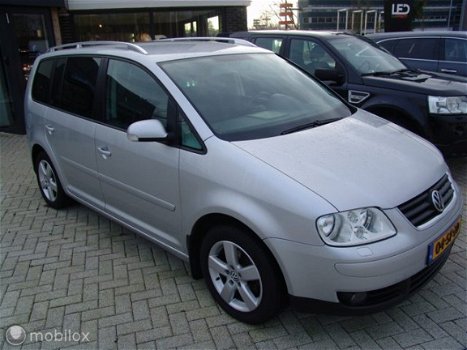 Volkswagen Touran - 1.9 TDI Highline - 1