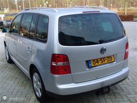 Volkswagen Touran - 1.9 TDI Highline - 1