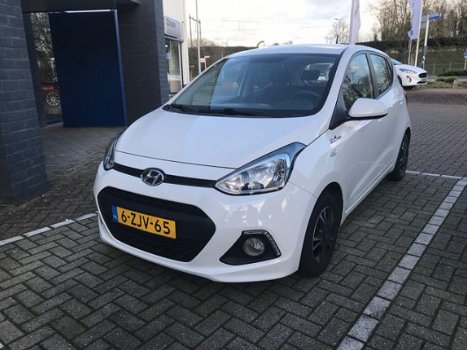 Hyundai i10 - 1.0i i-Motion Comfort Plus LMV Climate Cruise Dealer onderhouden - 1