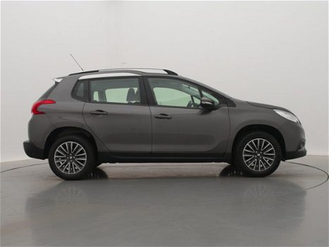 Peugeot 2008 - 1.2 82pk Active | Navigatie | Parkeersensoren | Airco | - 1