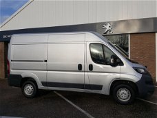 Peugeot Boxer - GB 330 L2H2 2.2HDI-130PK Première Navi Camera trekhaak parkeerhulp