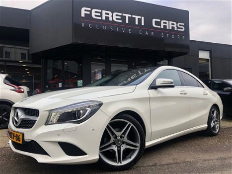 Mercedes-Benz CLA-Klasse - 180 AMG LINE PANODAK LEDER NAVI LED/XENON 6VERSN LMV PDC - 1