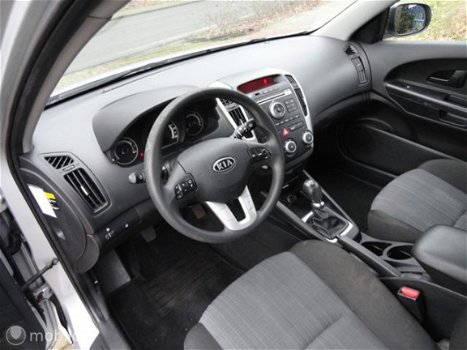 Kia Cee'd Sporty Wagon - 1.4 CVVT X-ecutive - 1