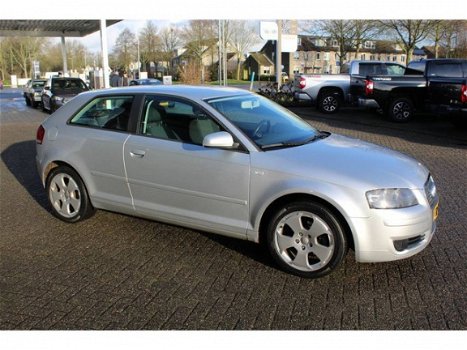 Audi A3 - 1.9 TDI 105 PK / Set Winterbanden - 1