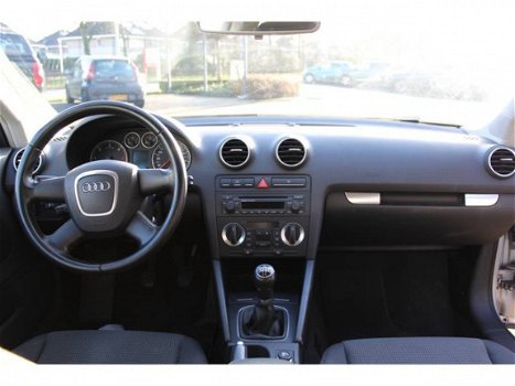 Audi A3 - 1.9 TDI 105 PK / Set Winterbanden - 1