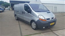 Renault Trafic - 2.5 dCi L2 H1 MOTOR DEFECT