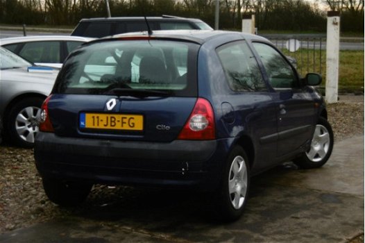 Renault Clio - 1.4-16V Privilège AUT. NAP/AIRCO/1JR APK - 1