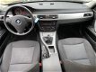 BMW 3-serie - 318i Executive - 1 - Thumbnail