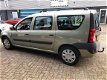 Dacia Logan MCV - 1.6 Lauréate 7p. Airco, APK, NAP Logisch✅ - 1 - Thumbnail