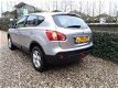 Nissan Qashqai - 2.0 Tekna Premium 4WD Navi, Xenon, Pano, 4WD, Camera, Keyless - 1 - Thumbnail